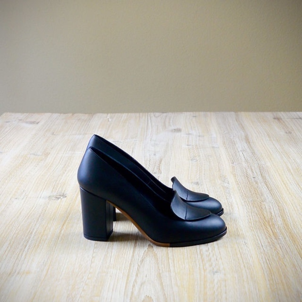 Designer shoes: Megumi Ochi Pumps